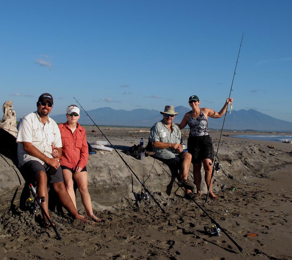Puerto Barillas Bahia de Jiquilisco Екстериор снимка